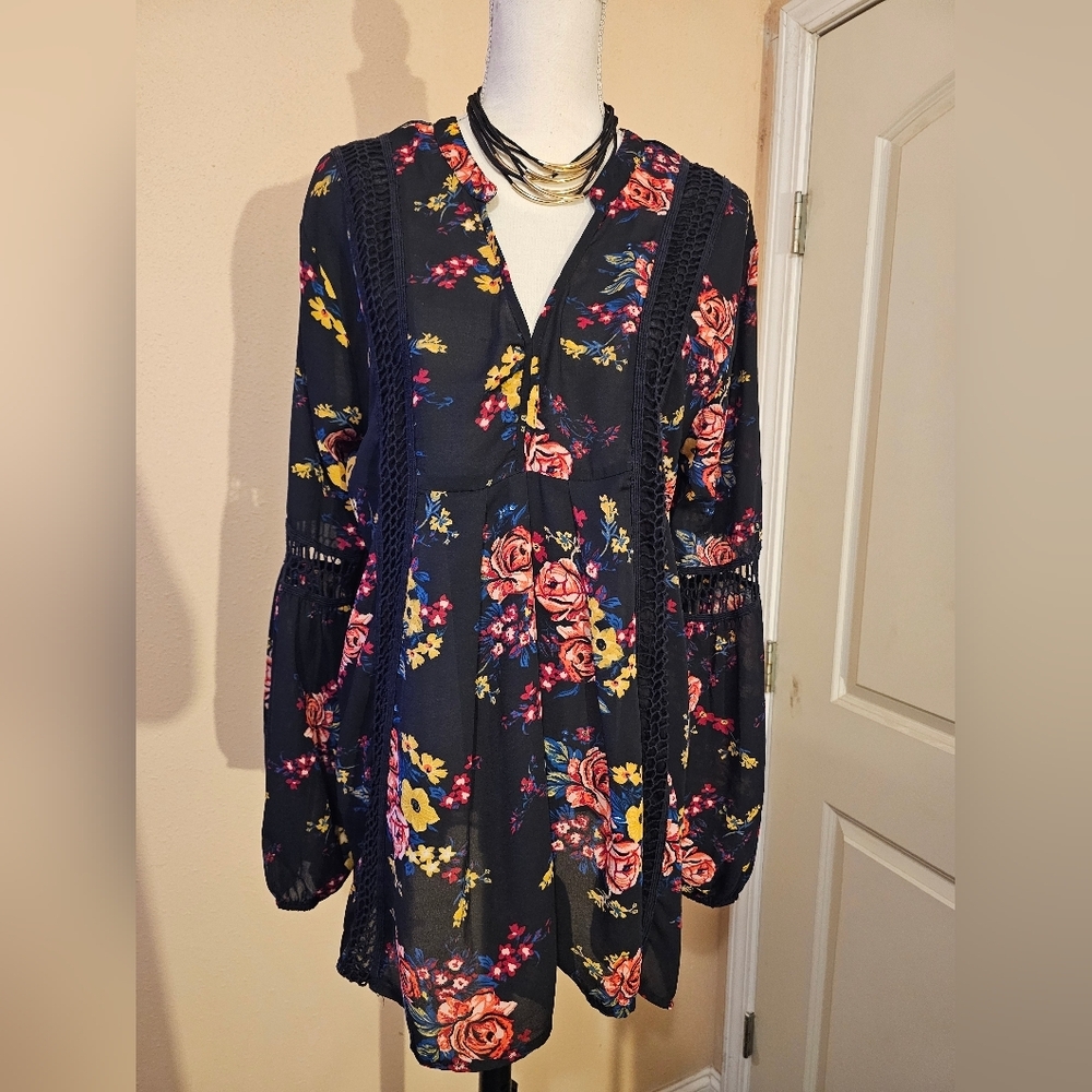 Signature Studio Black Top with Red and Yellow Floral Pattern